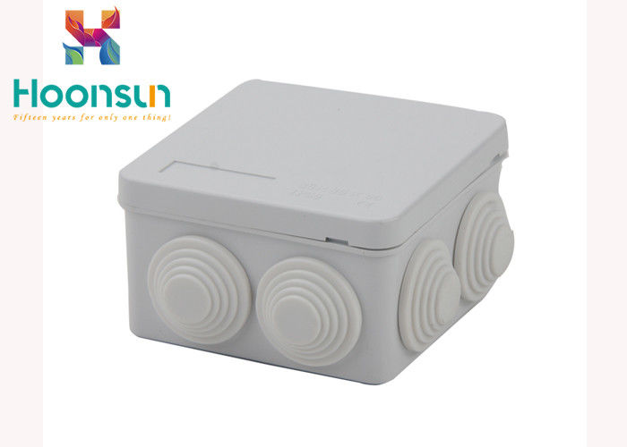 Light Grey 85 * 85 * 50 Size Armoured Cable Junction Box Waterproof Protection